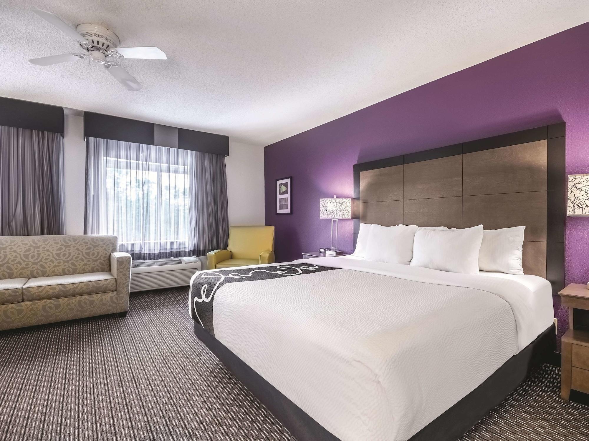 La Quinta By Wyndham Hartford Bradley Airport Hotel Уиндзор Локс Екстериор снимка