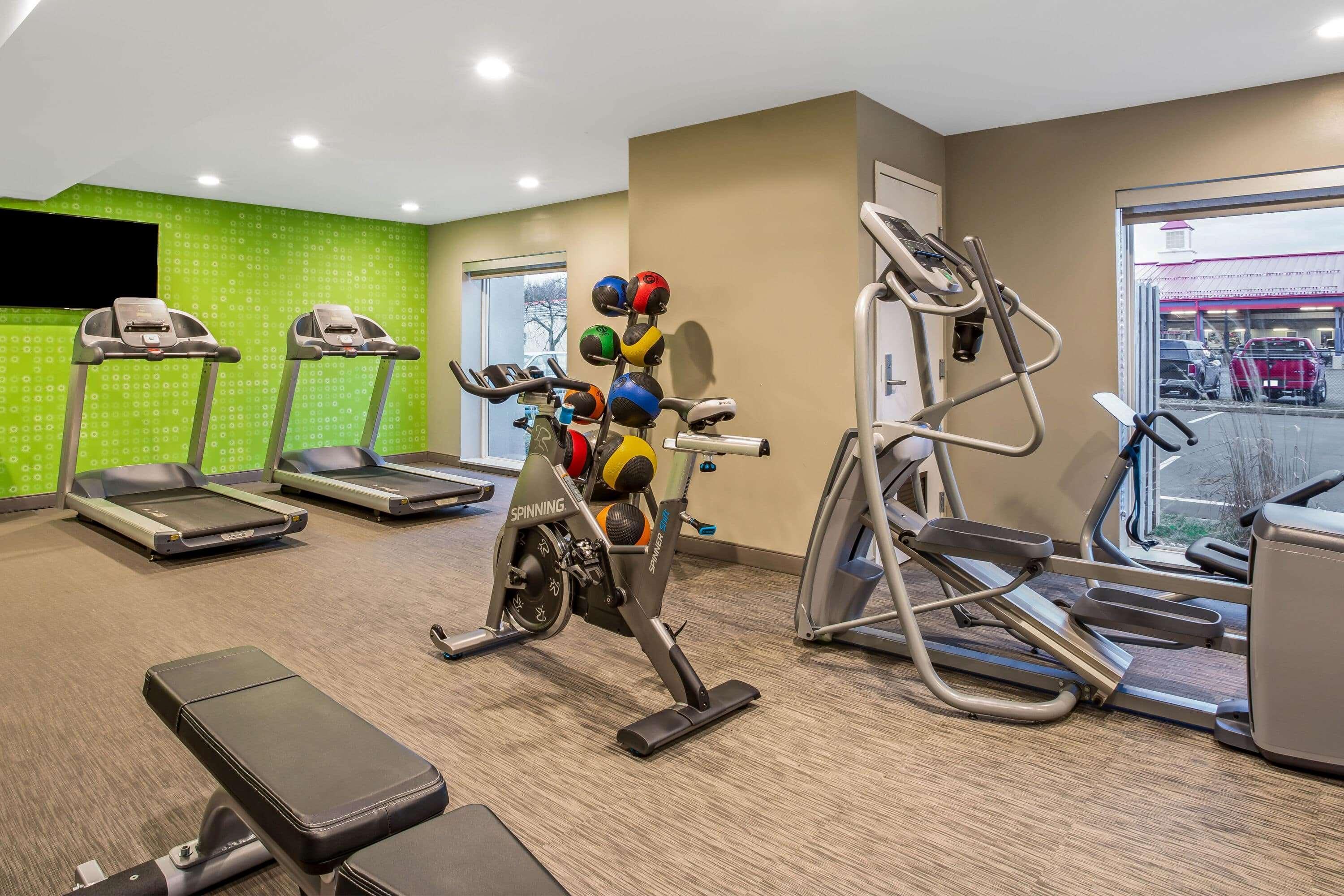 La Quinta By Wyndham Hartford Bradley Airport Hotel Уиндзор Локс Екстериор снимка
