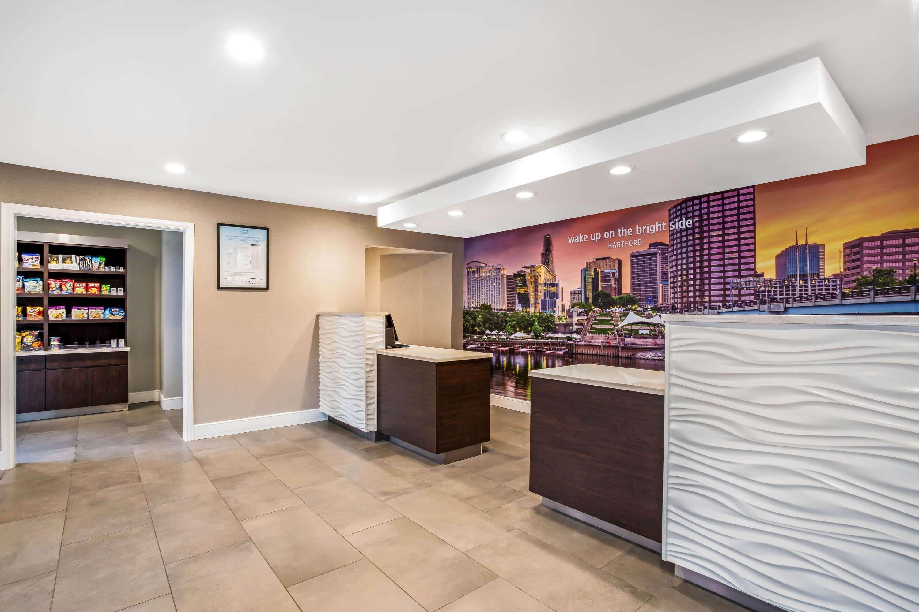 La Quinta By Wyndham Hartford Bradley Airport Hotel Уиндзор Локс Екстериор снимка