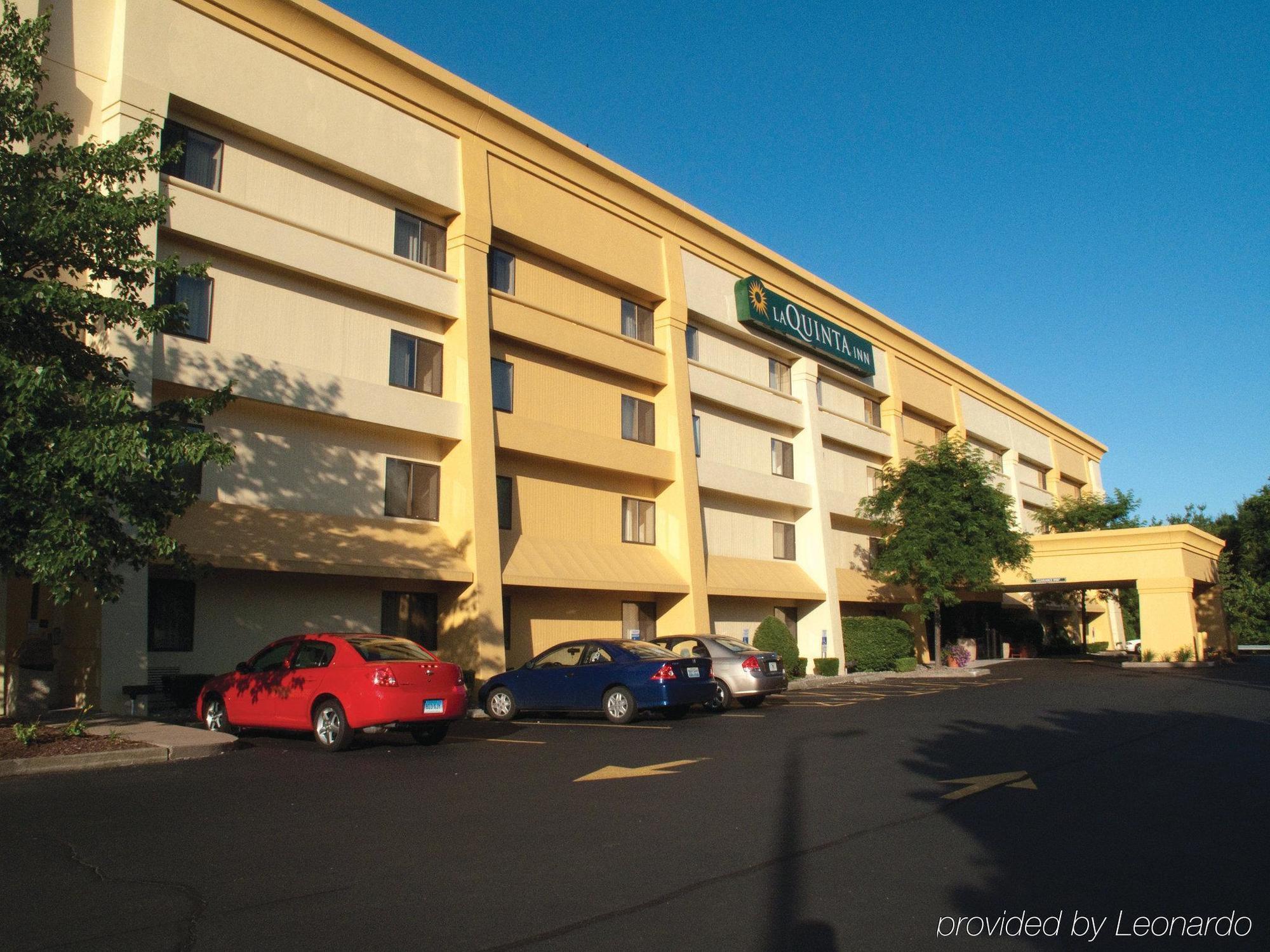 La Quinta By Wyndham Hartford Bradley Airport Hotel Уиндзор Локс Екстериор снимка