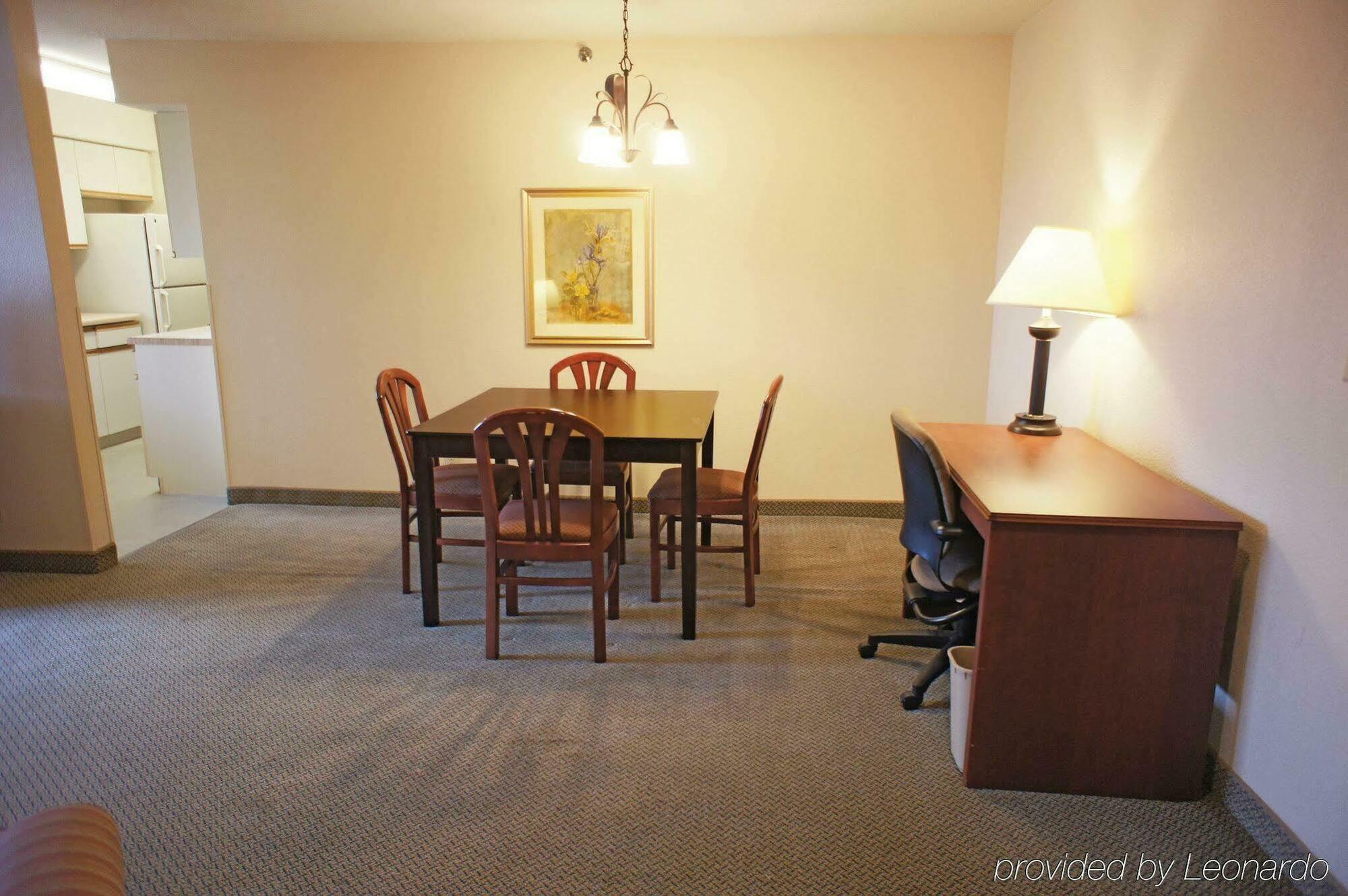 La Quinta By Wyndham Hartford Bradley Airport Hotel Уиндзор Локс Екстериор снимка